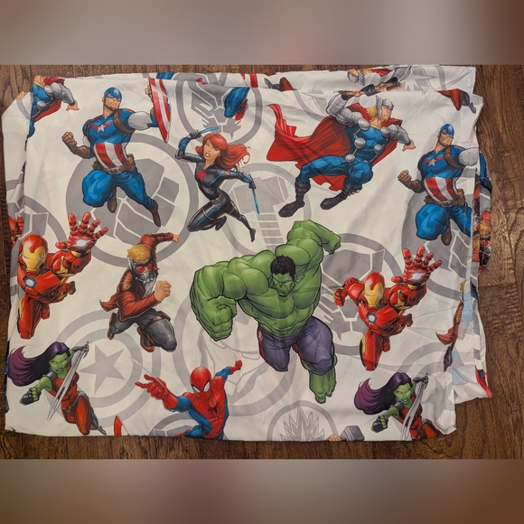 Marvel Bedding Collection, Includes Comforter twin Sheets & Pillow Case - Picture 3 of 9